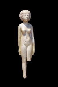 Statuette en ivoire de femme nue datant du Nouvel Empire, vers 1300 av. J.-C., Louvre (Wikimedia Commons)